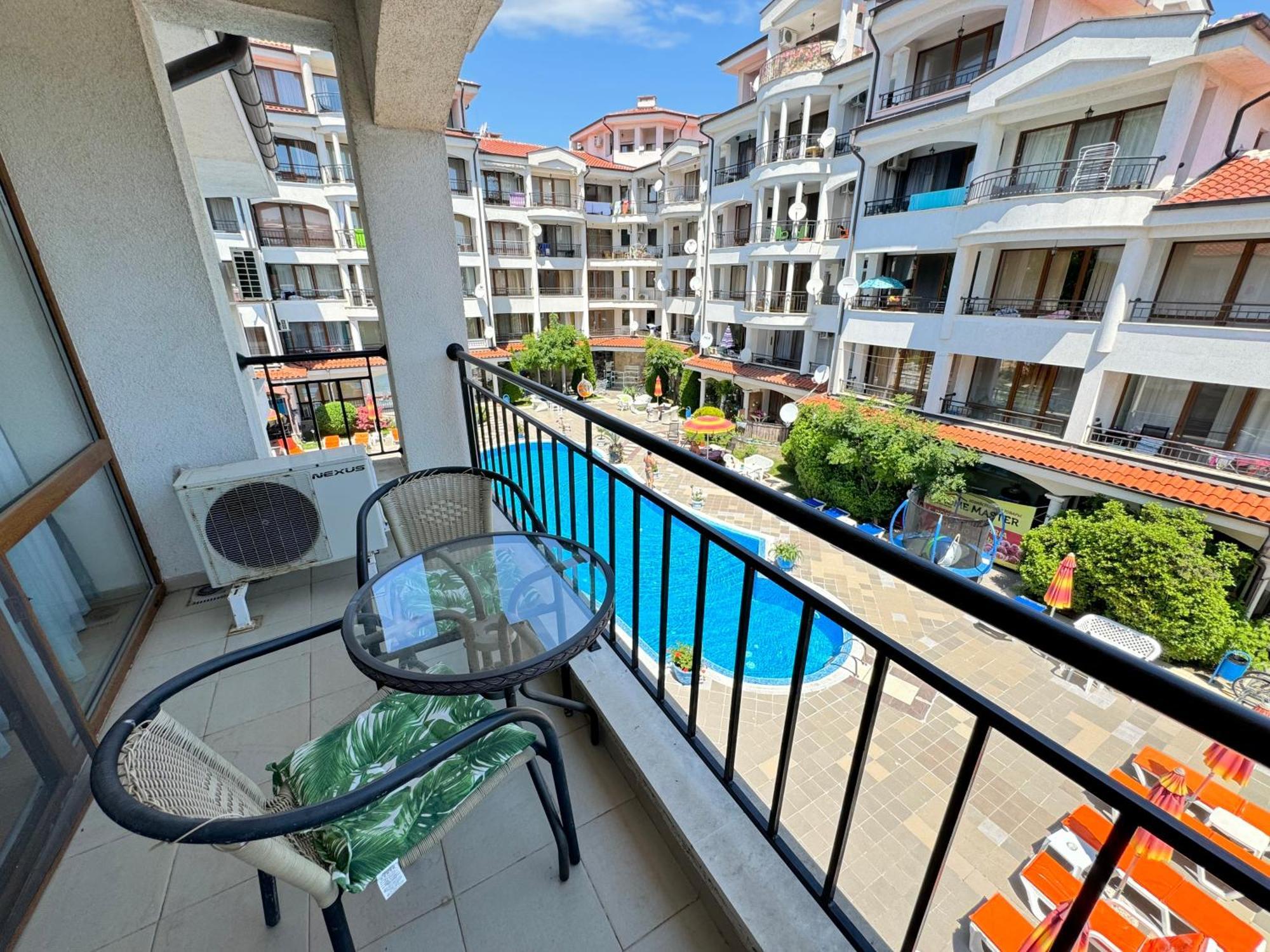 Dkapartments Chateau Valon Sluneční pobřeží Exteriér fotografie